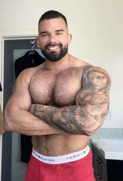 TheCubanBeast performs massage in Los Angeles, CA - 949922