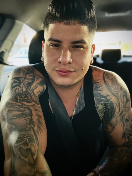 Chyno performs massage in Dallas, TX - 961289