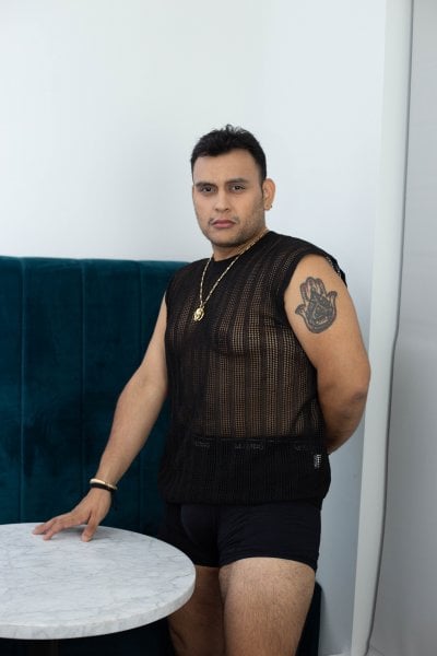 Candelotrujillo performs massage in Austin, TX - 959665