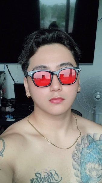 Calvinbagets performs massage in Manila, Philippines - 956664