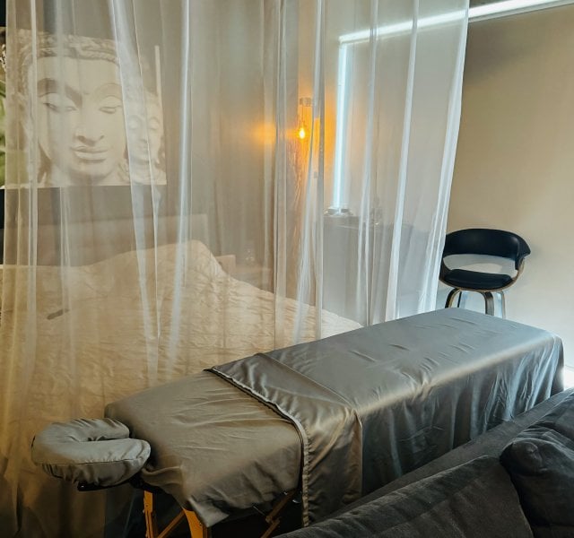 Beaumark performs massage in Wilton Manors, FL - 953571