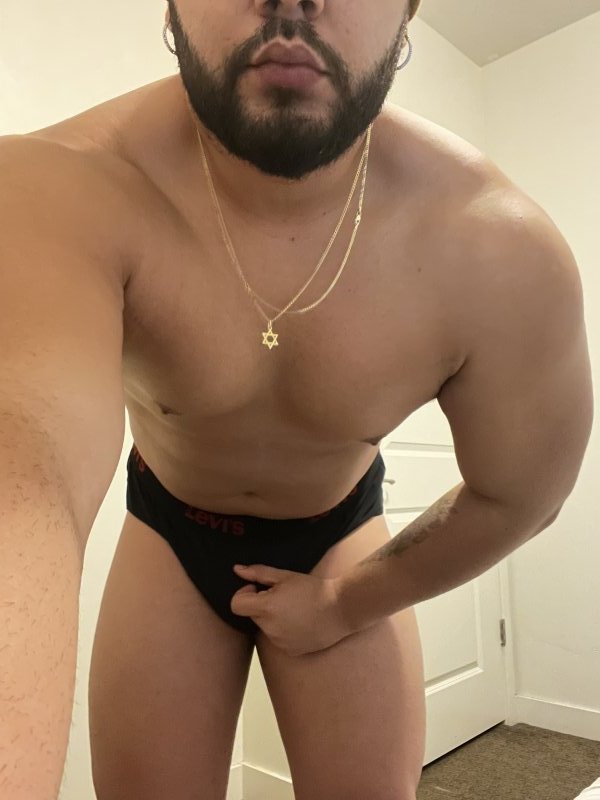 Diegojesus performs massage in Salt Lake City, UT - 972418