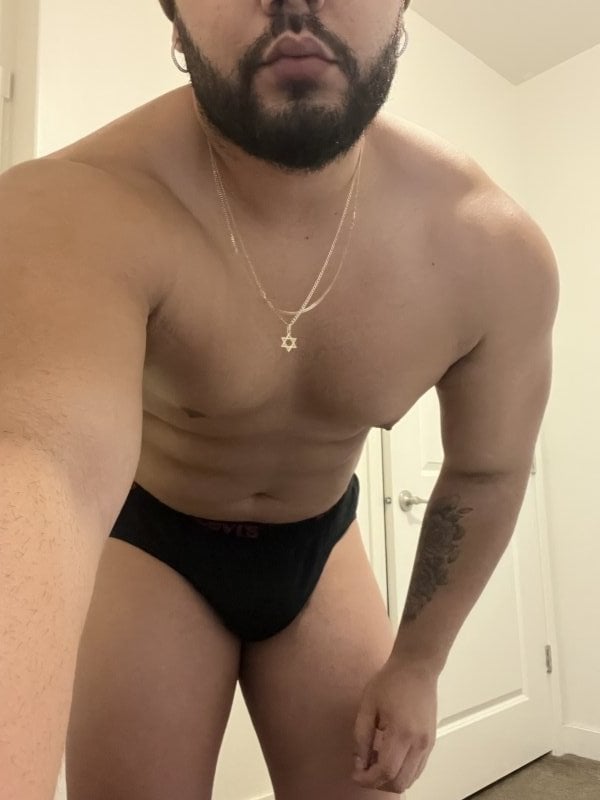 Diegojesus performs massage in Salt Lake City, UT - 972419