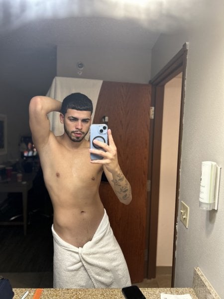 Reydiamond performs massage in Orlando, FL - 965503