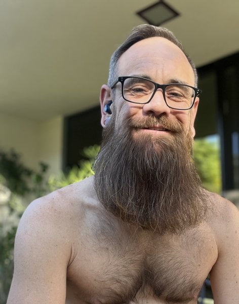 Strongbeard performs massage in Phoenix, AZ - 982448