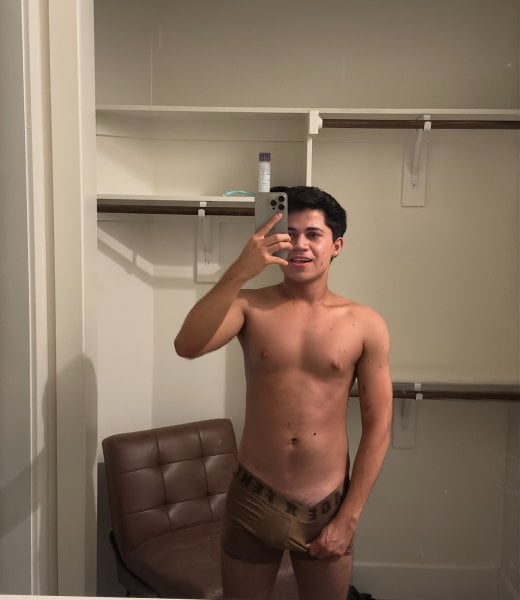 Jameswalker performs massage in Washington, DC - 950703