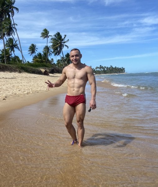 Brazilianhandsfl performs massage in Wilton Manors, FL - 979555