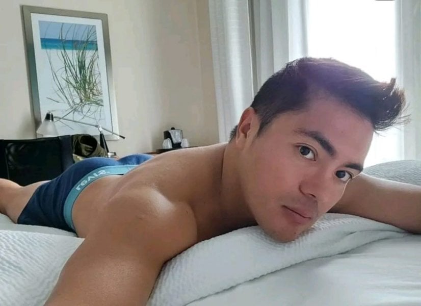 MauricioEEUU performs massage in Fort Lauderdale, FL - 966408