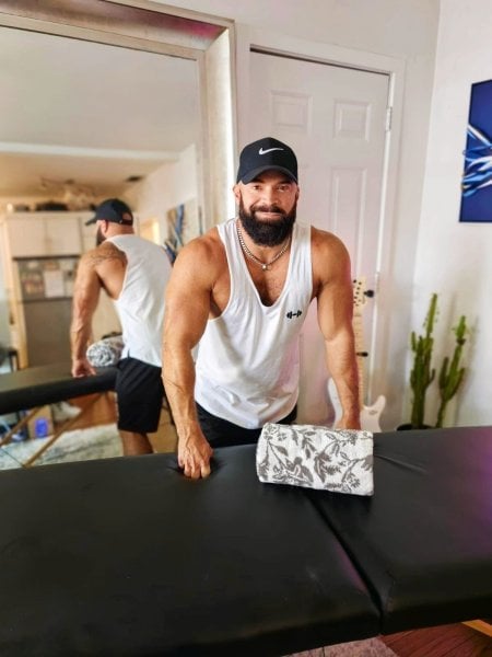 Muscle_Whisperer performs massage in Miami, FL - 963503