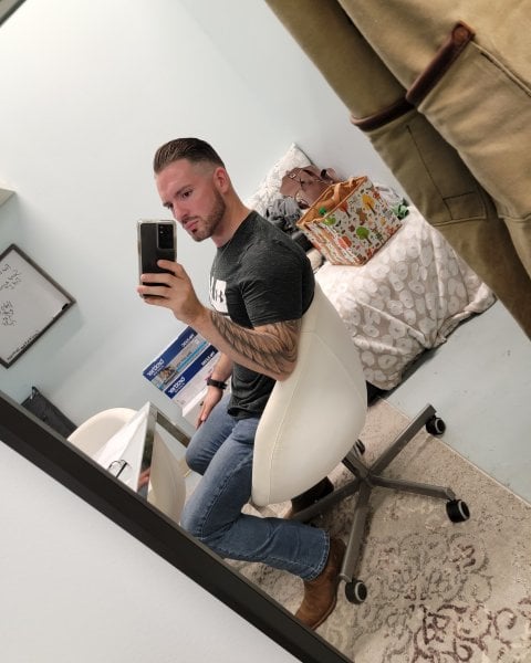 xxxcowboyxxx performs massage in Houston, TX - 965409