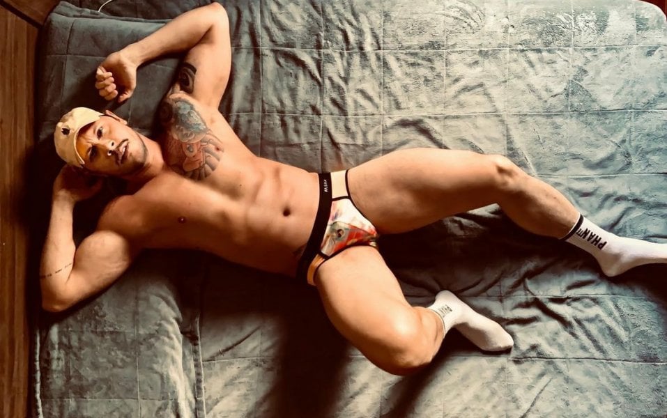 Thiago_brazilian performs massage in Chicago, IL - 965649