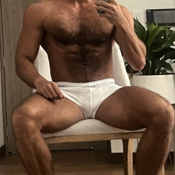 VICENTICO performs massage in Washington, DC - 966384