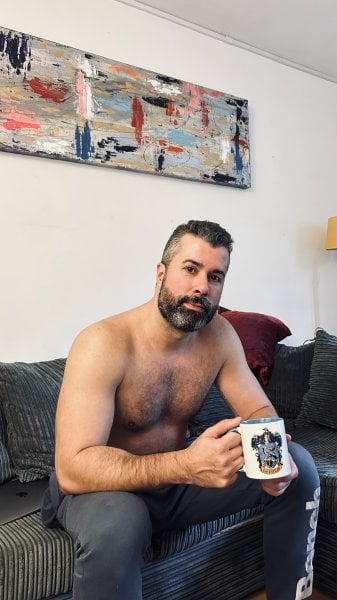 HairyHarryLondon performs massage in London, United Kingdom - 976392