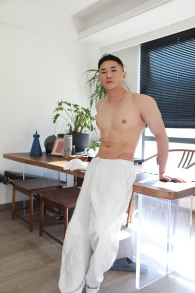 NICKCHENCHEN performs massage in Dallas, TX - 981923