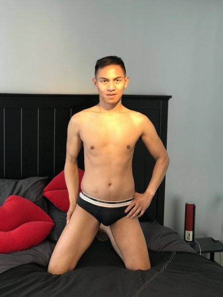 AsianBoyAms performs massage in Amsterdam, Netherlands - 983161