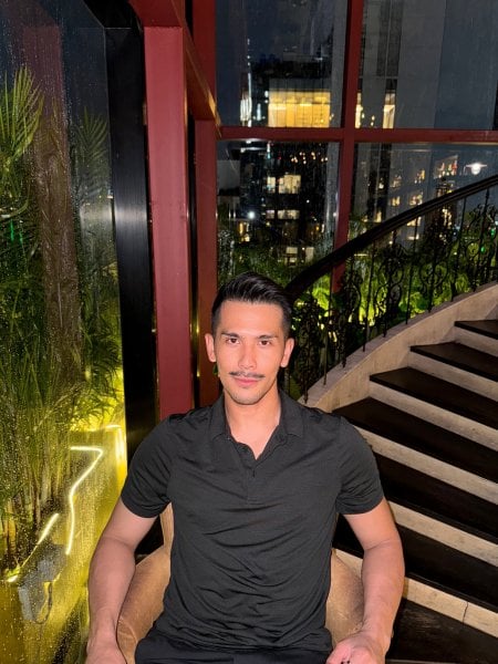 HandsomeASN performs massage in Manhattan, NY - 955035