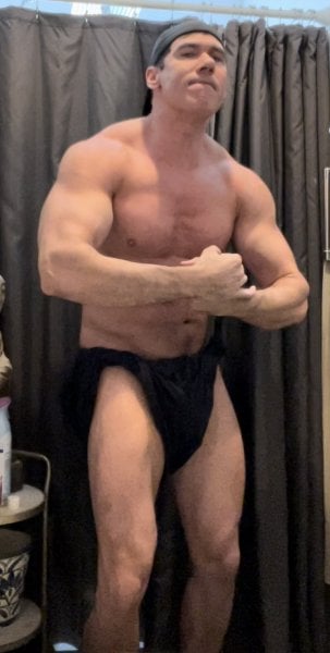 Smoothmuscle performs massage in West Hollywood, CA - 968647