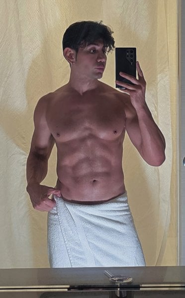 SebastianMejia performs massage in New York City, NY - 955663