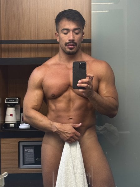 Tom_masseur performs massage in Washington, DC - 968361