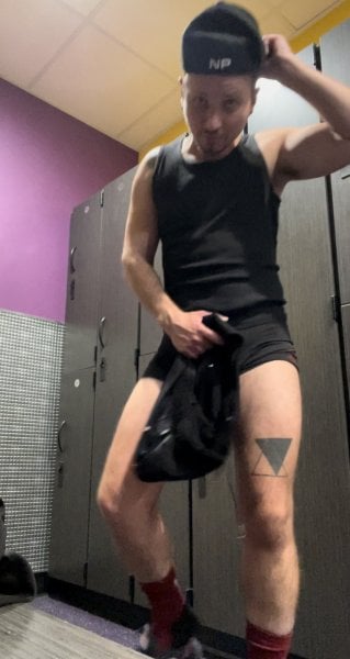 AdamNURUxxx performs massage in Manhattan, NY - 984855