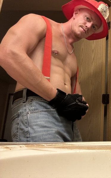 DomDeclanXXX performs massage in Phoenix, AZ - 983634