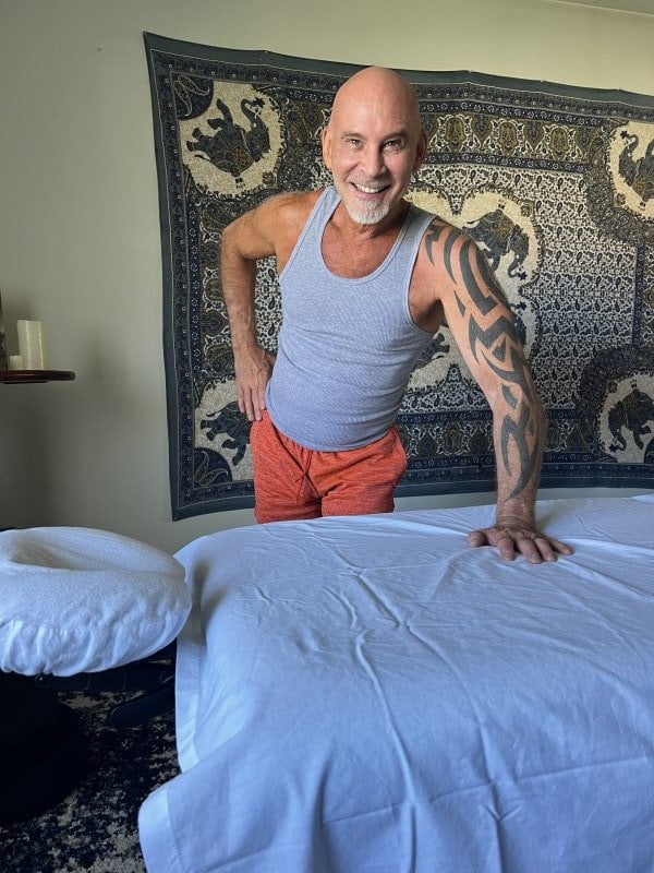 AustinoEros performs massage in Palm Springs, CA - 961209