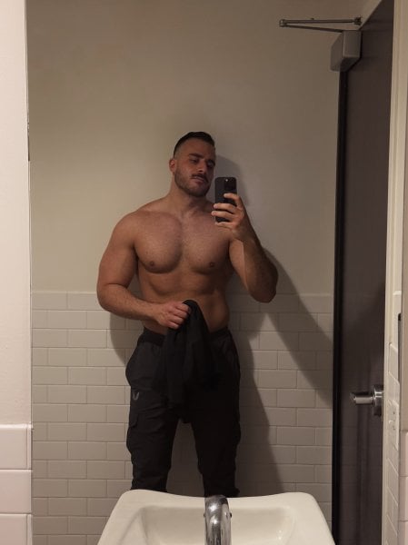 JulianMT performs massage in Chicago, IL - 992662