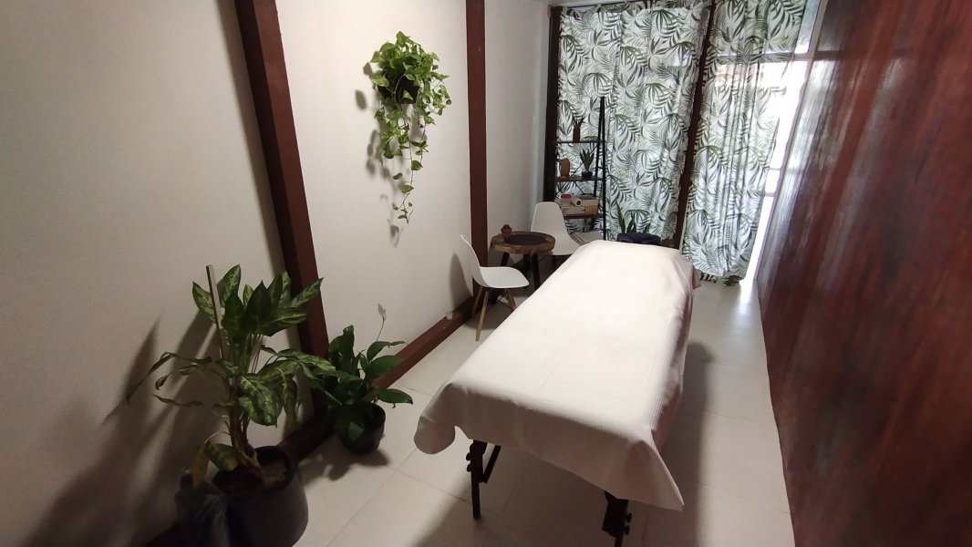 HealingLam performs massage in Puerto Vallarta, Mexico - 985570