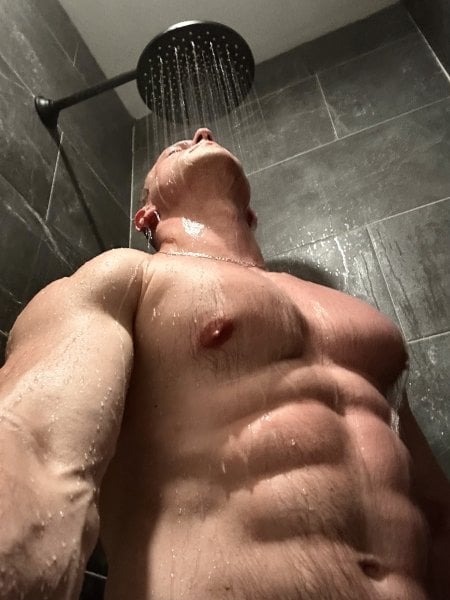 Michael_fit performs massage in New York City, NY - 985803