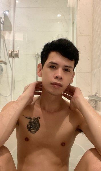 Masseur_ken performs massage in Manila, Philippines - 990243