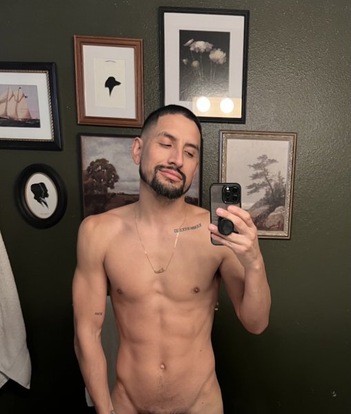 AnthoneJames performs massage in Modesto, CA - 989395