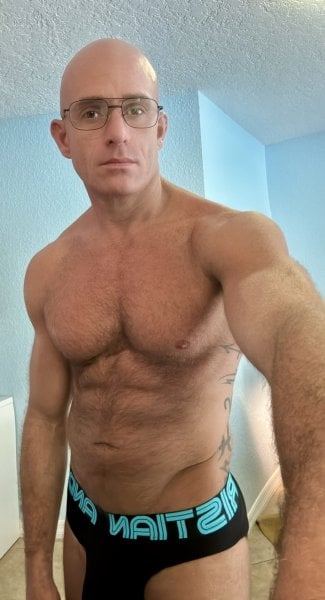 BlakeWillCox performs massage in St. Petersburg, FL - 985805