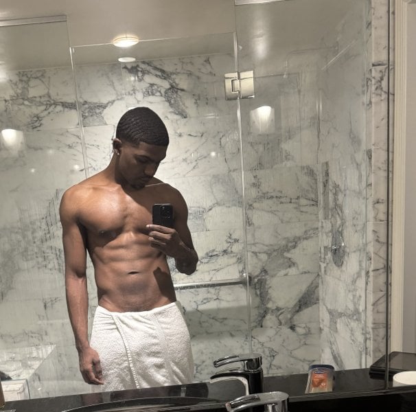 KyleXX performs massage in New York City, NY - 989360