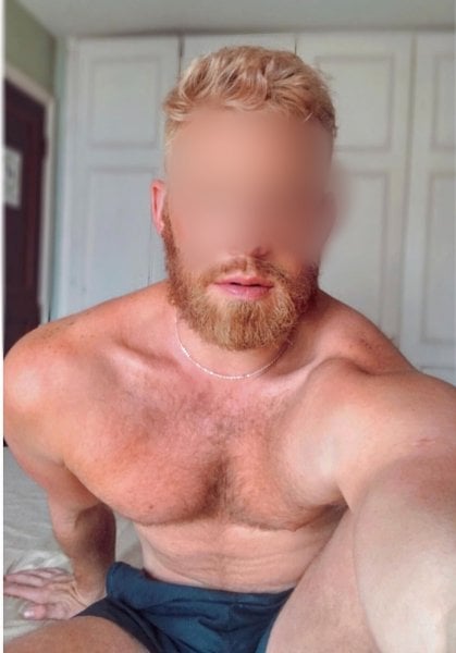 Josephcarrington performs massage in Newport, CA - 986945