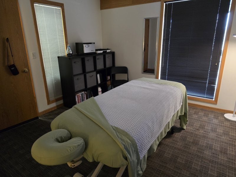 RadiantFox performs massage in Salt Lake City, UT - 993602