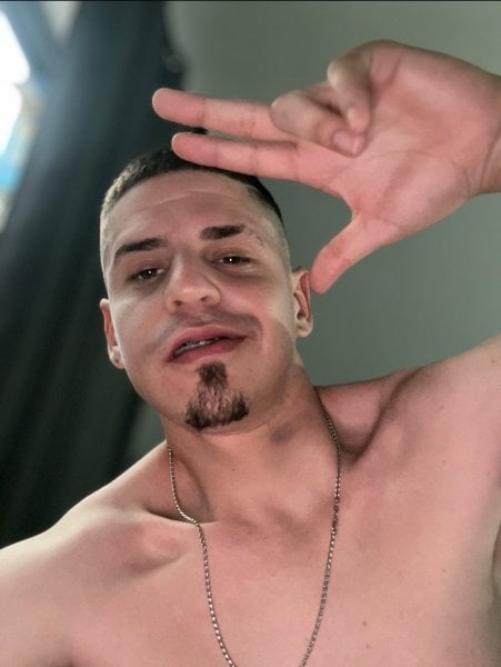 CamiloMasajes performs massage in New York City, NY - 991037