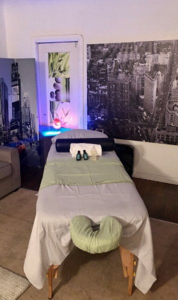 MarckyMarck performs massage in Long Beach, CA - 987661